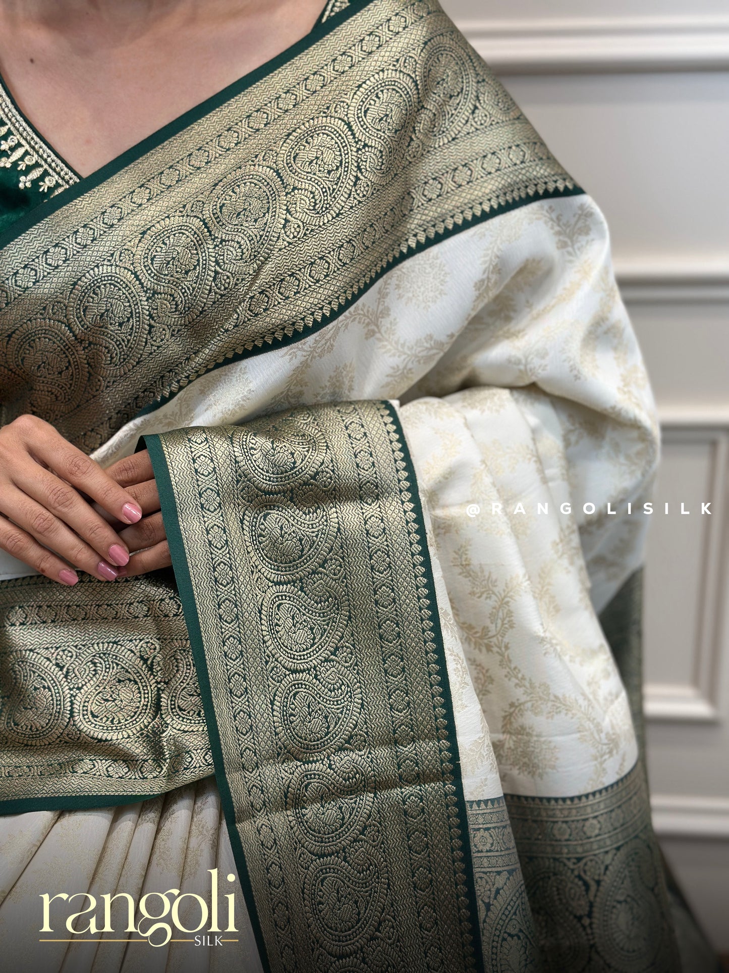 Kanjivaram Silk Saree Off White with Dark Green Border and Gold Brocade Pallu - Post 821