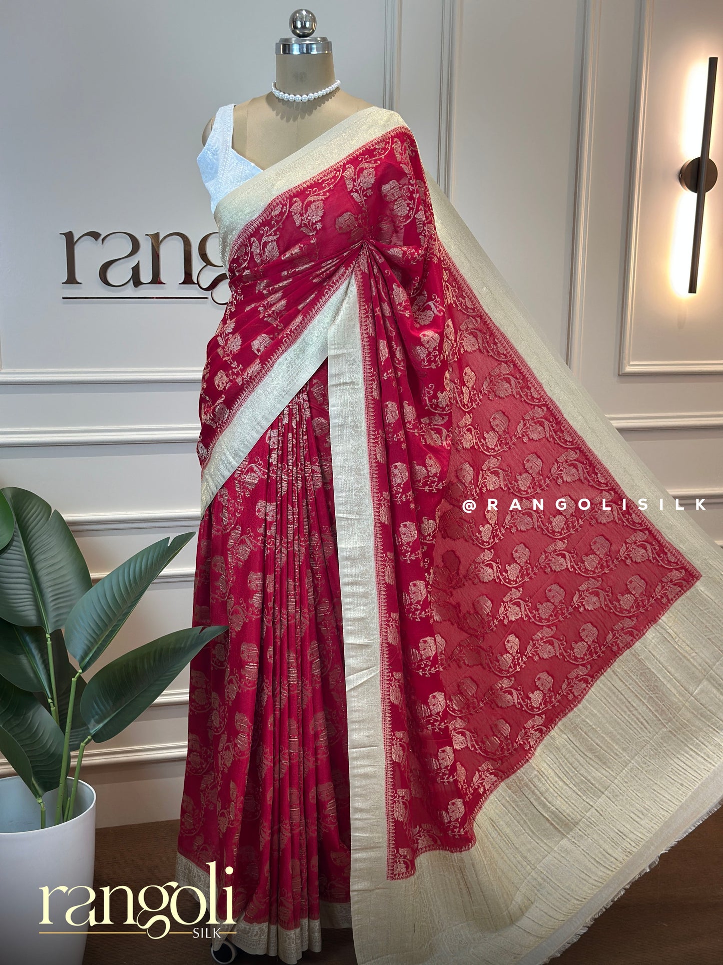 Chiffon Georgette Banarasi Saree with Elegant Zari Weaving - Post 643