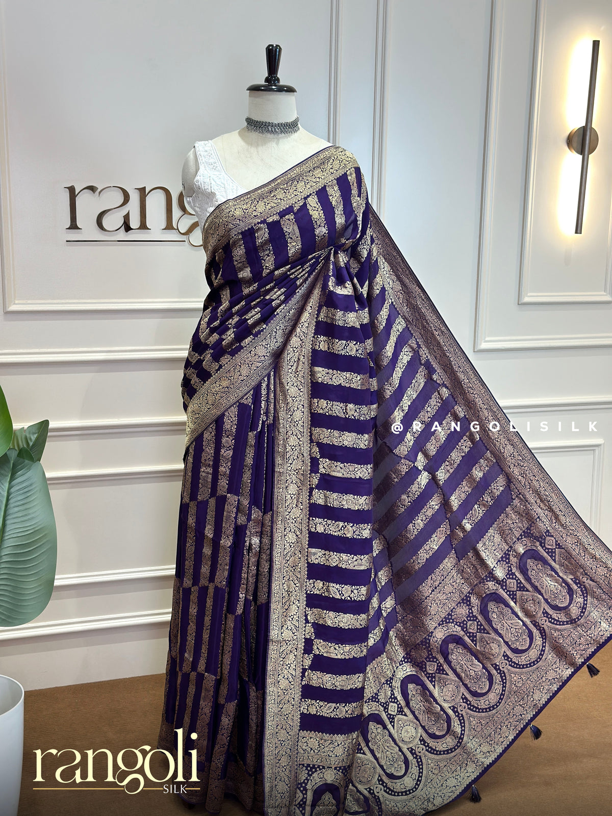 Banaras Saree with Leheriya Zari Stripes & Rich Pallu - Post 1037