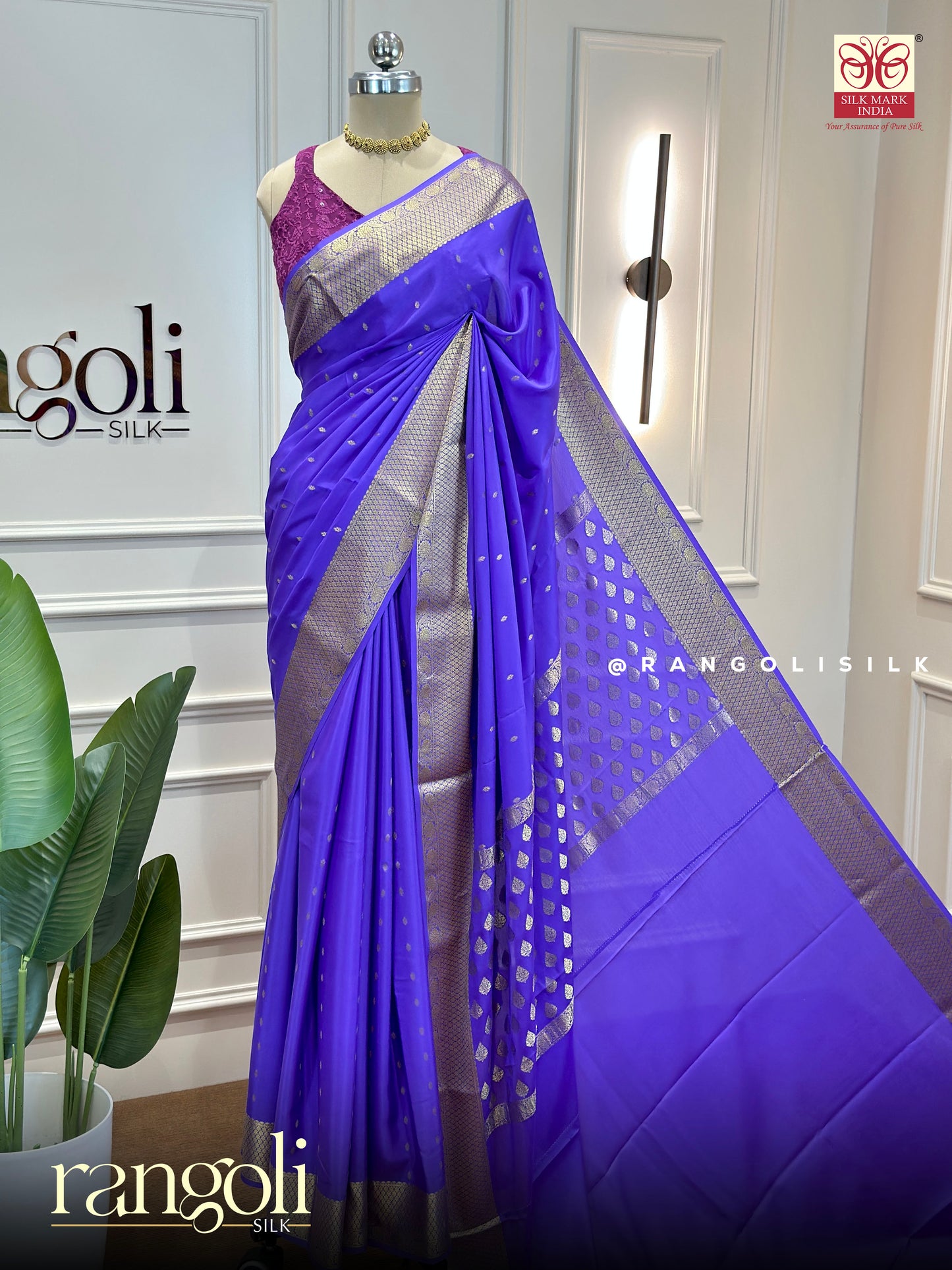 Pure Mysore Crepe Silk Saree with Zari Border and  Subtle Buti Design - Post 816