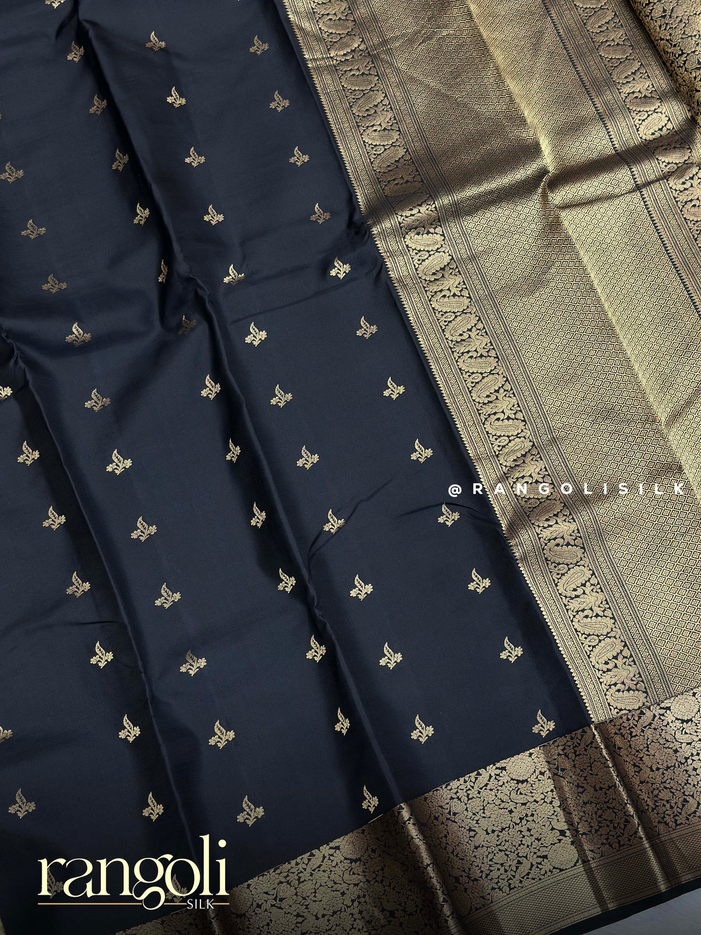 Black Kanjivaram Silk Sarees with Rich Zari Work & Contrast Borders - Post 932
