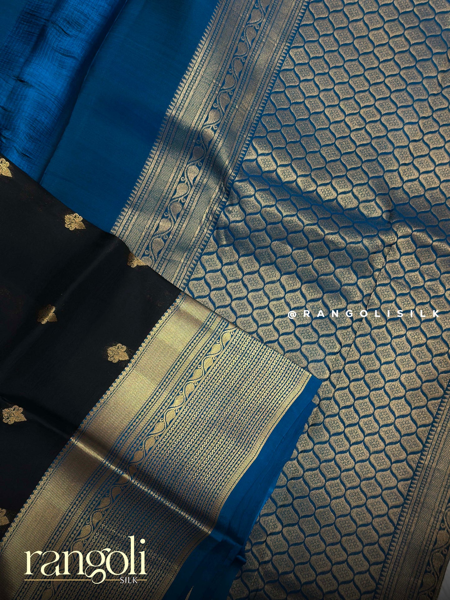 Black Kanjivaram Silk Sarees with Rich Zari Work & Contrast Borders - Post 932