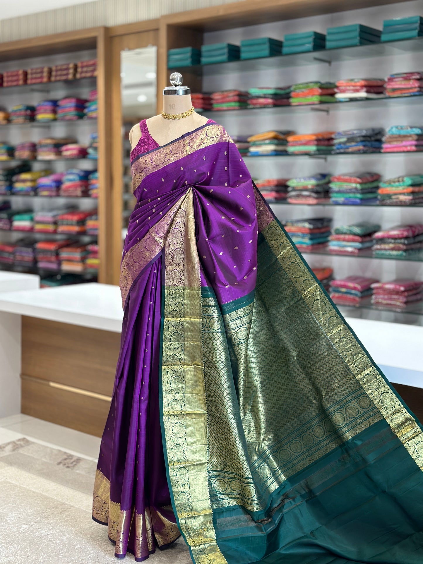 Silk Mark Certified Pure Kanjivaram Silk Saree in Royal Purple with Teal Green Zari Pallu - Post 933