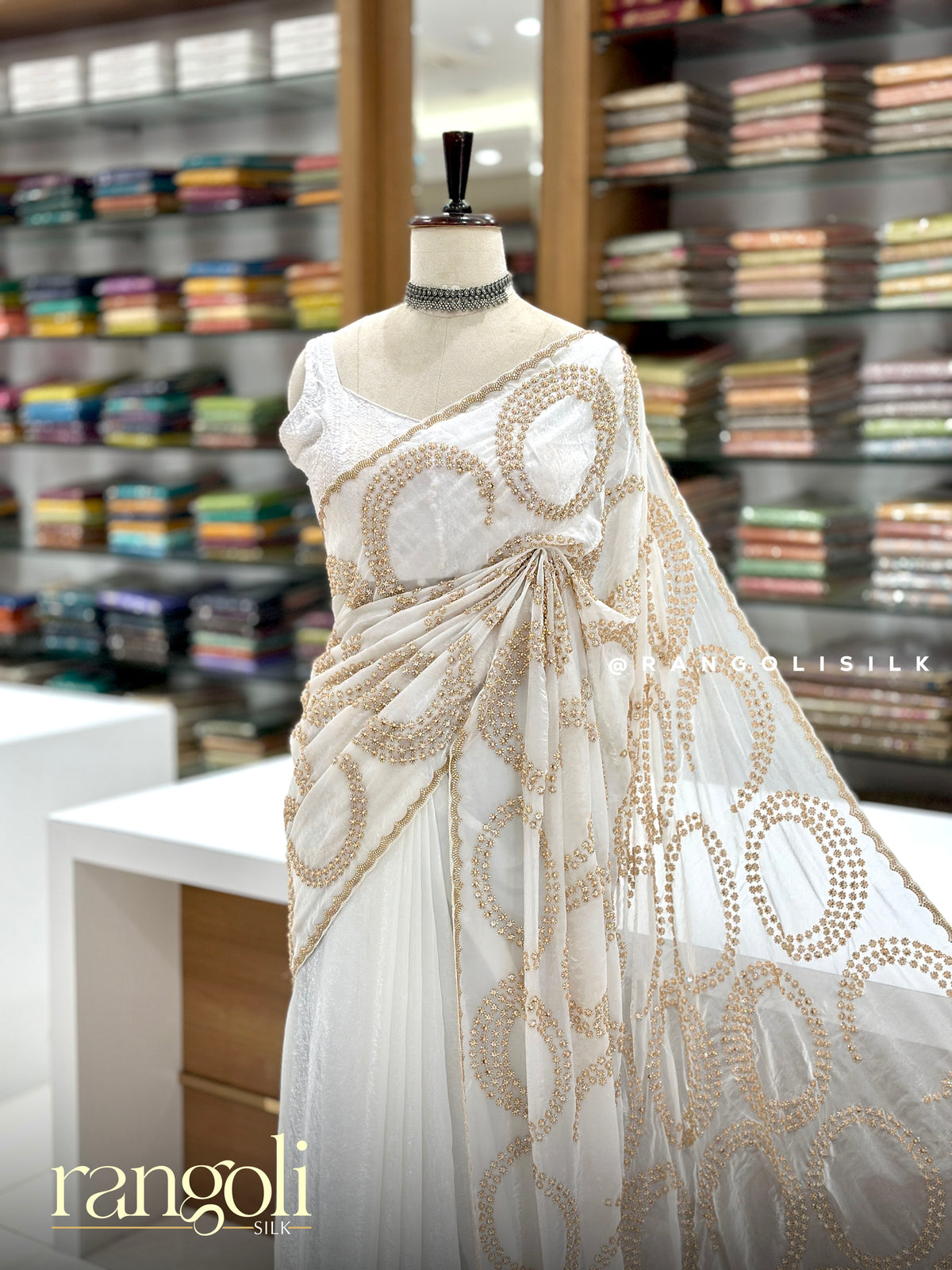 Designer Saree with Geometric Circular Embroidery Work - Post 1048