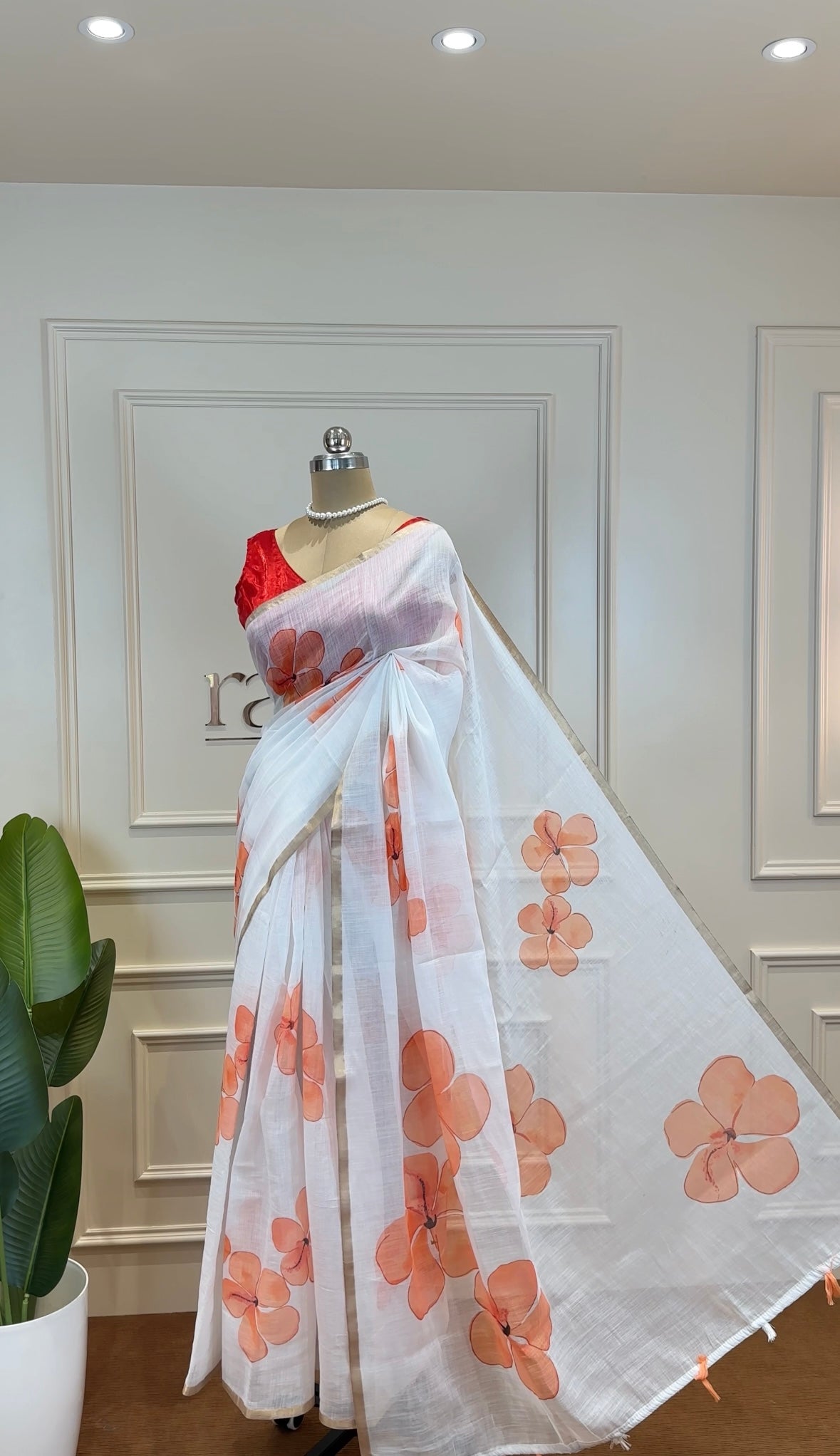 Soft Mix Cotton Saree with Elegant Floral Prints - Post 828