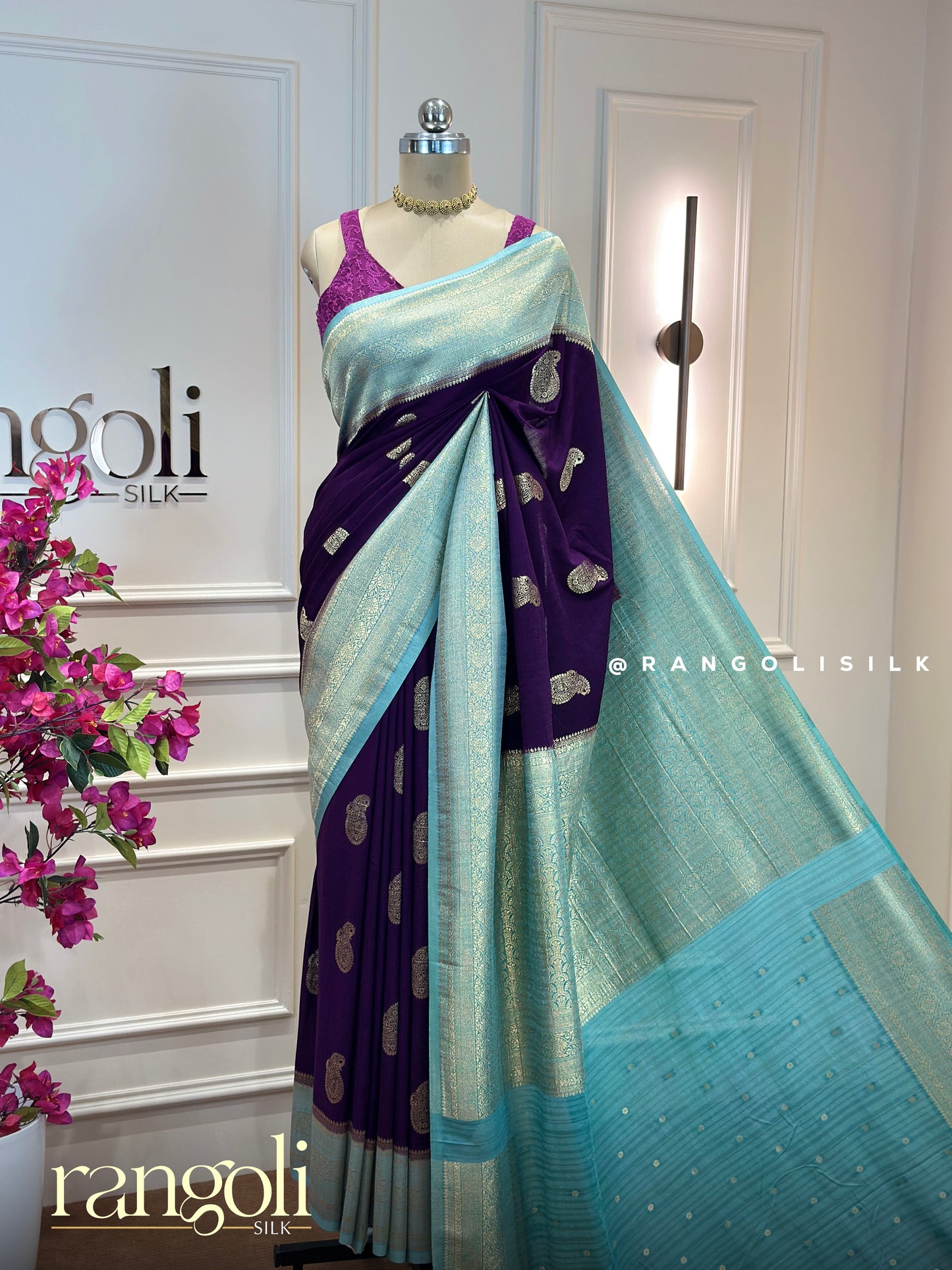 Traditional Banaras Saree with Rich Woven Border & Pallu - Post 959