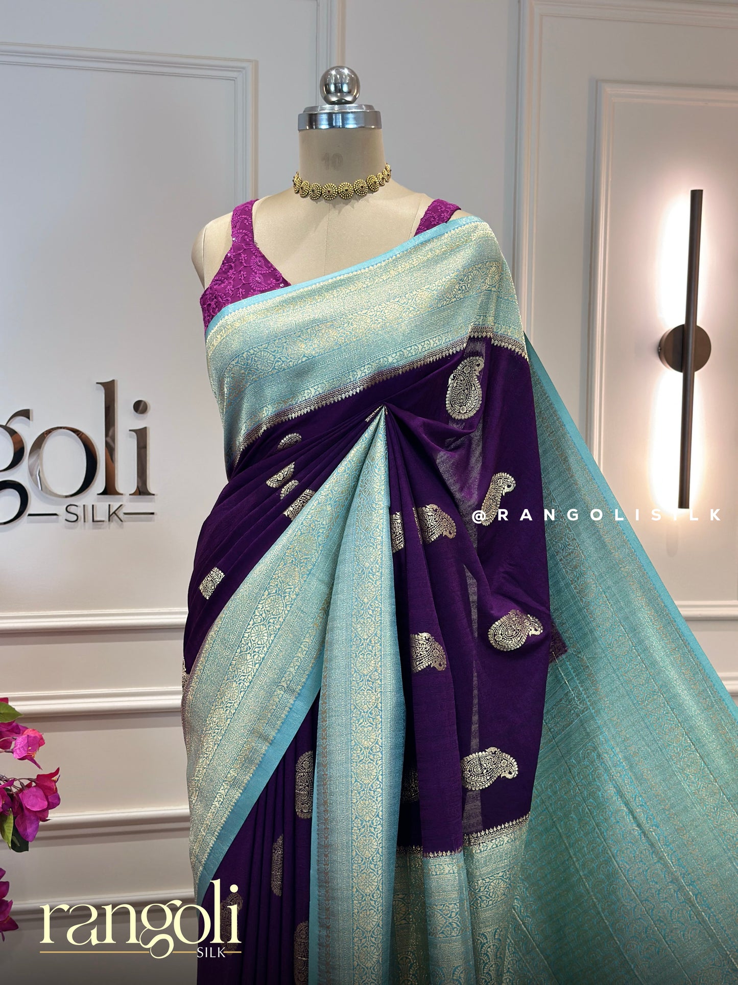 Traditional Banaras Saree with Rich Woven Border & Pallu - Post 959