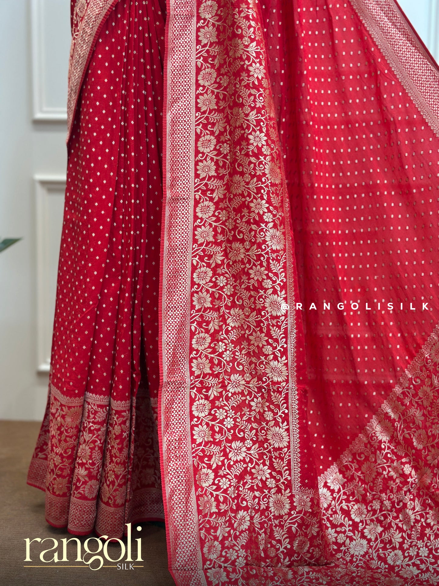 Red Banarasi Silk Saree with Golden Zari Weaving & Floral Borders - Post 538