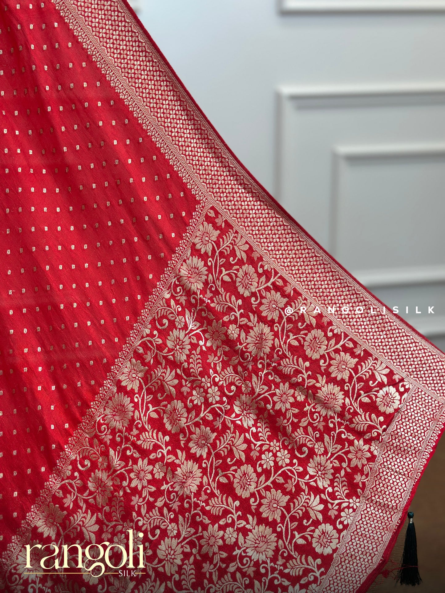 Red Banarasi Silk Saree with Golden Zari Weaving & Floral Borders - Post 538