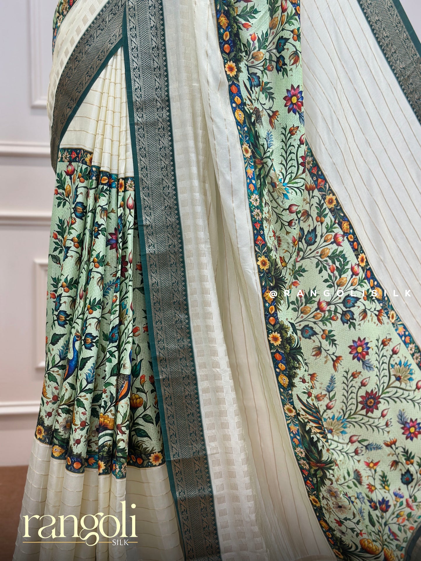 Elegant Banaras Saree with Central Floral Prints  - Post 441