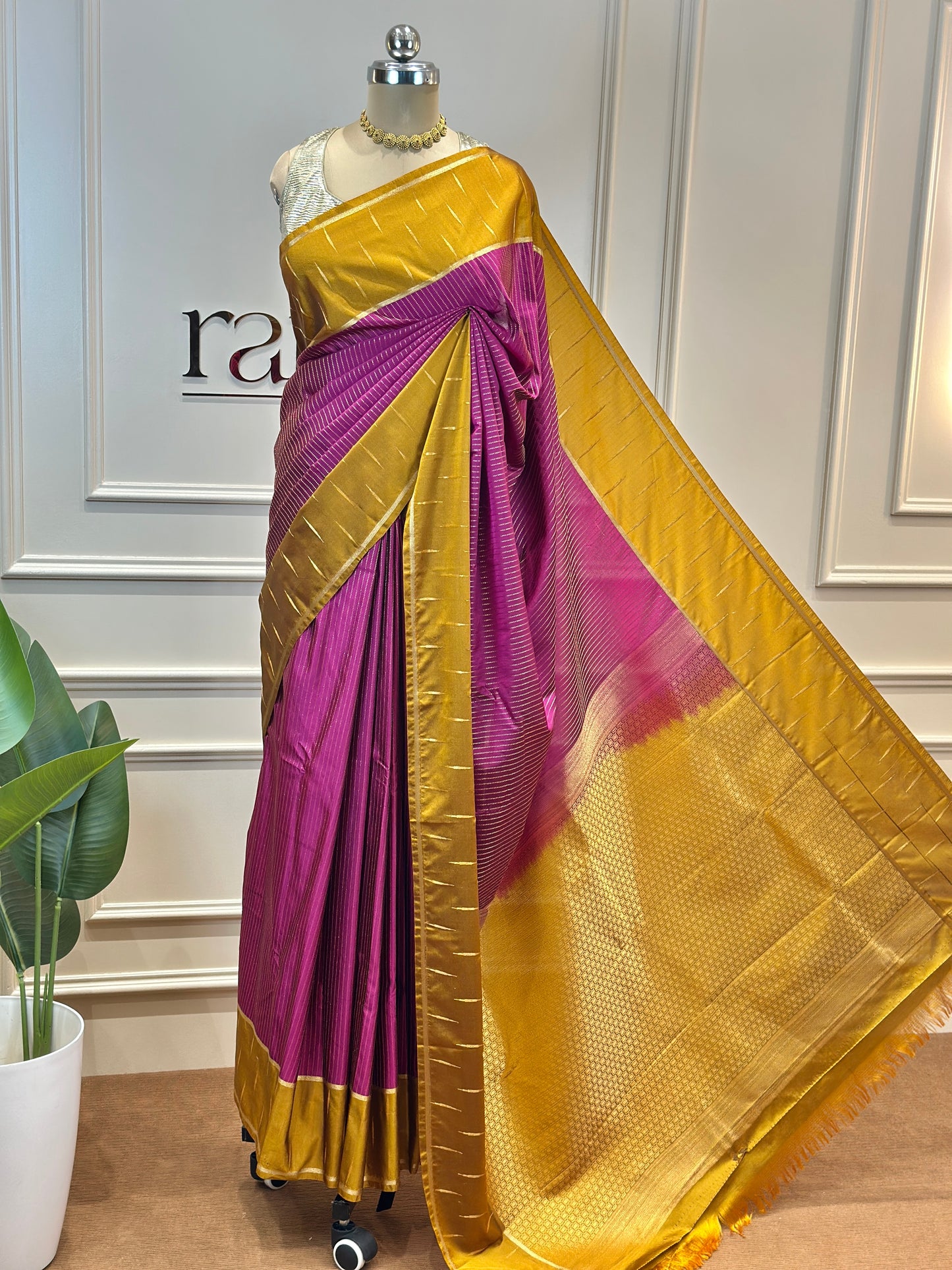 Semi Kanjivaram Silk Saree with Contrast Borders - Post 724