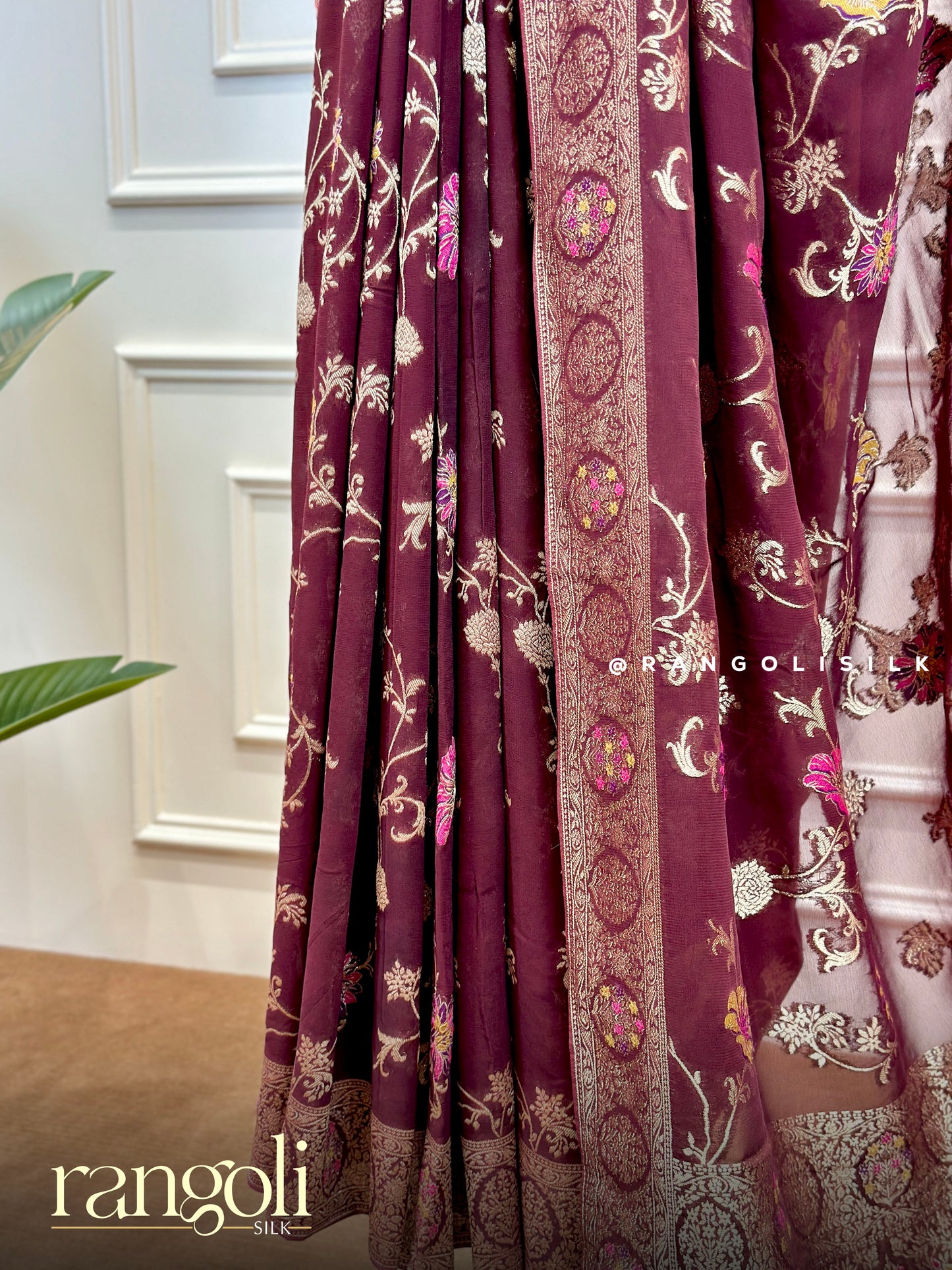 Regal Banarasi Silk Saree with Floral Motifs - Post 728