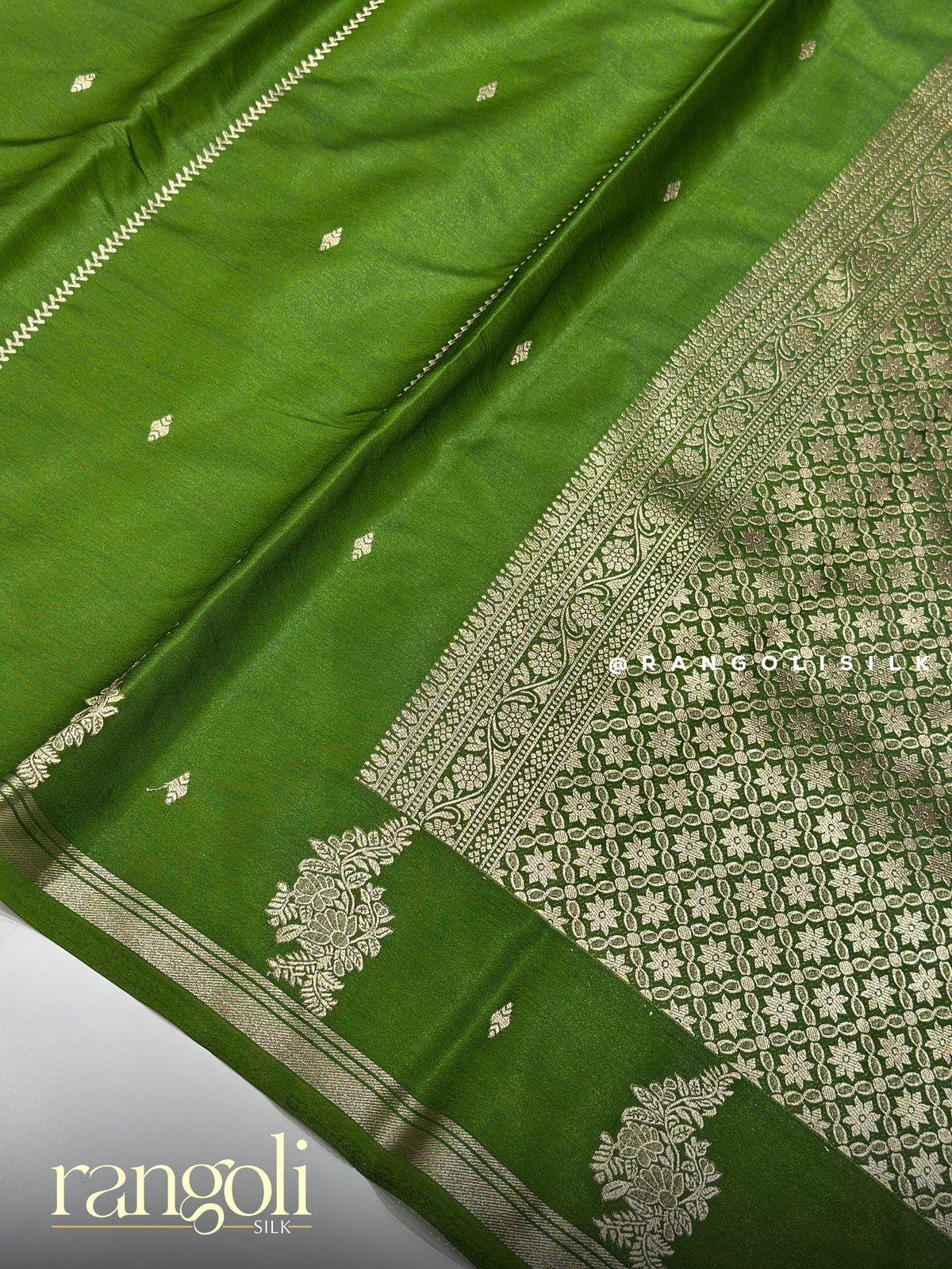 Gajji Silk Saree with Woven Silver Zari Motifs & Rich Pallu - Post 1060