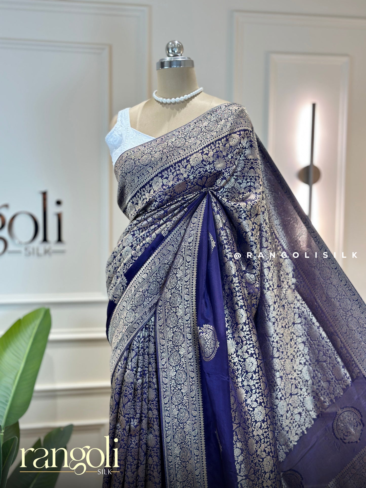 Royal Purple Banaras Saree with Silver Zari Floral Jaal Weaving & Rich Designer Pallu - Post 963