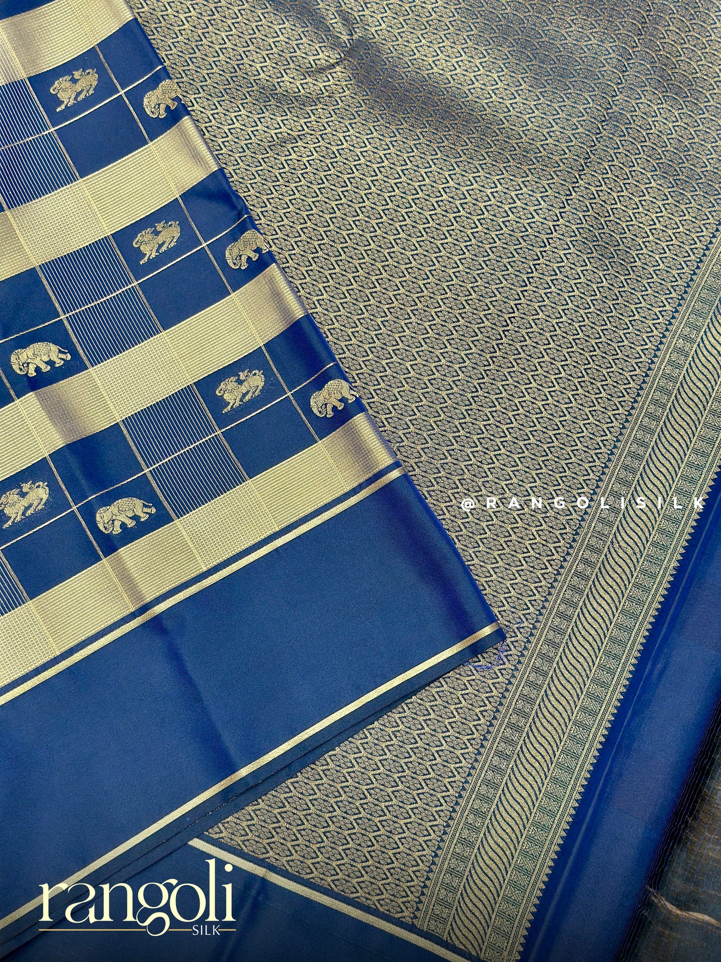 Vintage Semi Kanjivaram Silk Saree with Elephant Buttas & Zari Woven Checks - Post 967