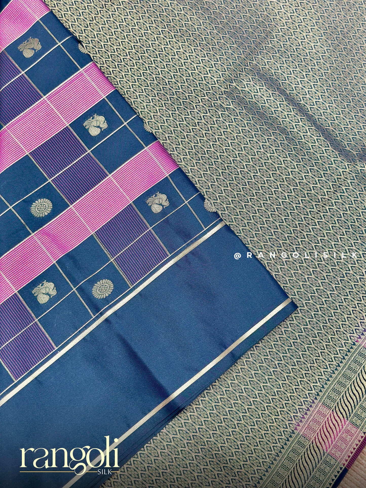 Vintage Semi Kanjivaram Silk Saree with Elephant Buttas & Zari Woven Checks - Post 967