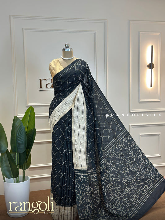 Cotton Saree with Bandhani Geometric Pattern and White Embroidery Border - Post 447