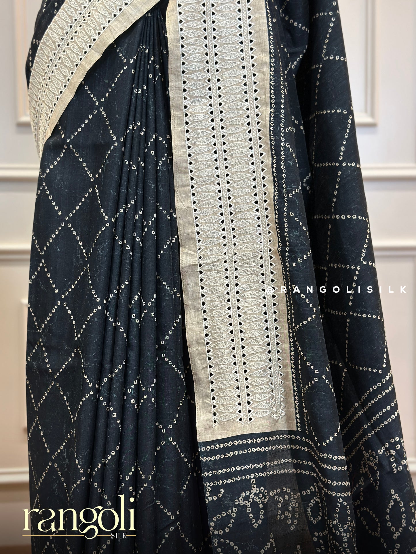 Cotton Saree with Bandhani Geometric Pattern and White Embroidery Border - Post 447