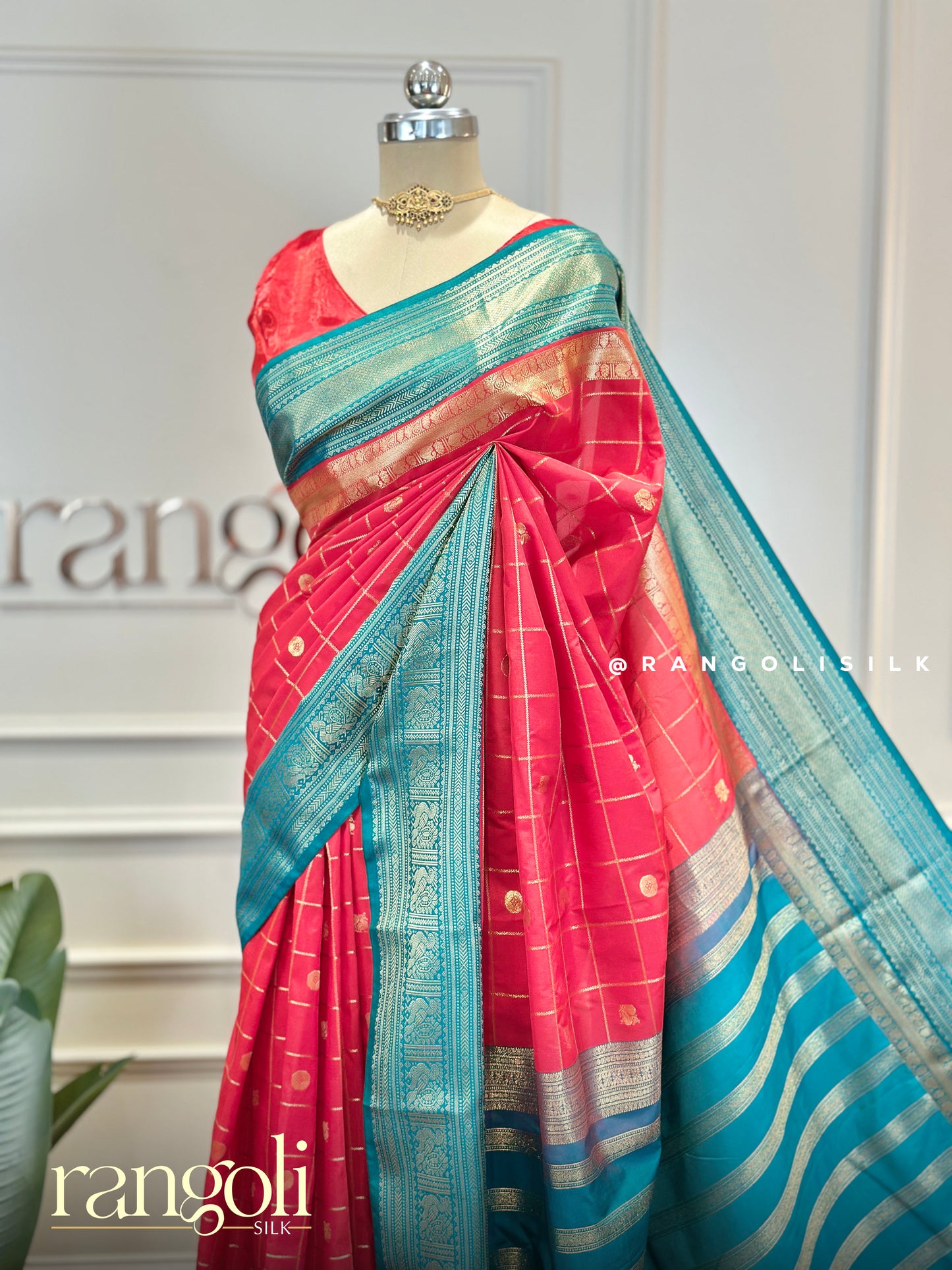 Semi Kanjivaram Silk Saree with Vintage Checks, Traditional Motifs & Rich Pallu - Post 977