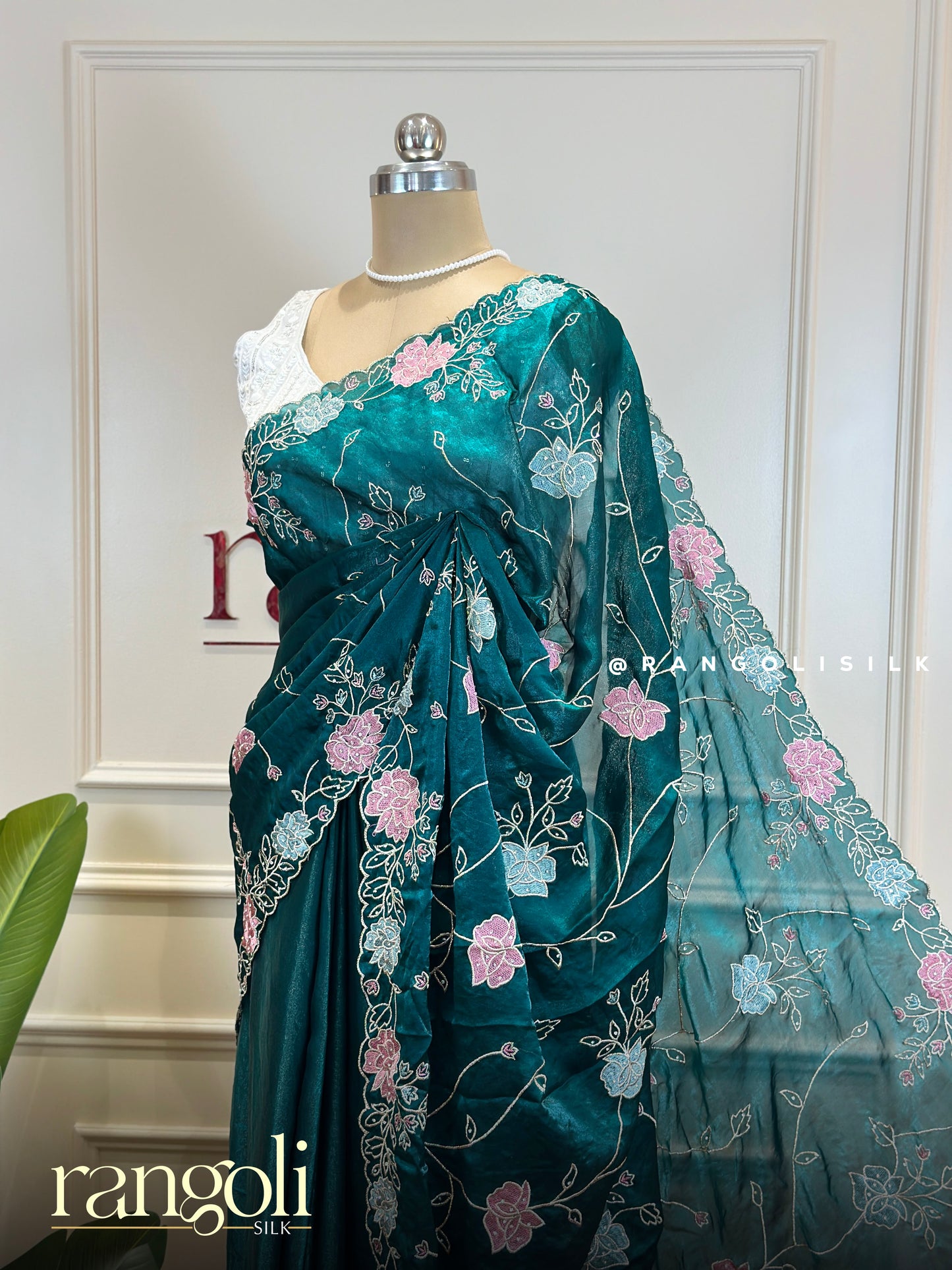 Floral Embroidered Fancy Designer Sarees - Post 736