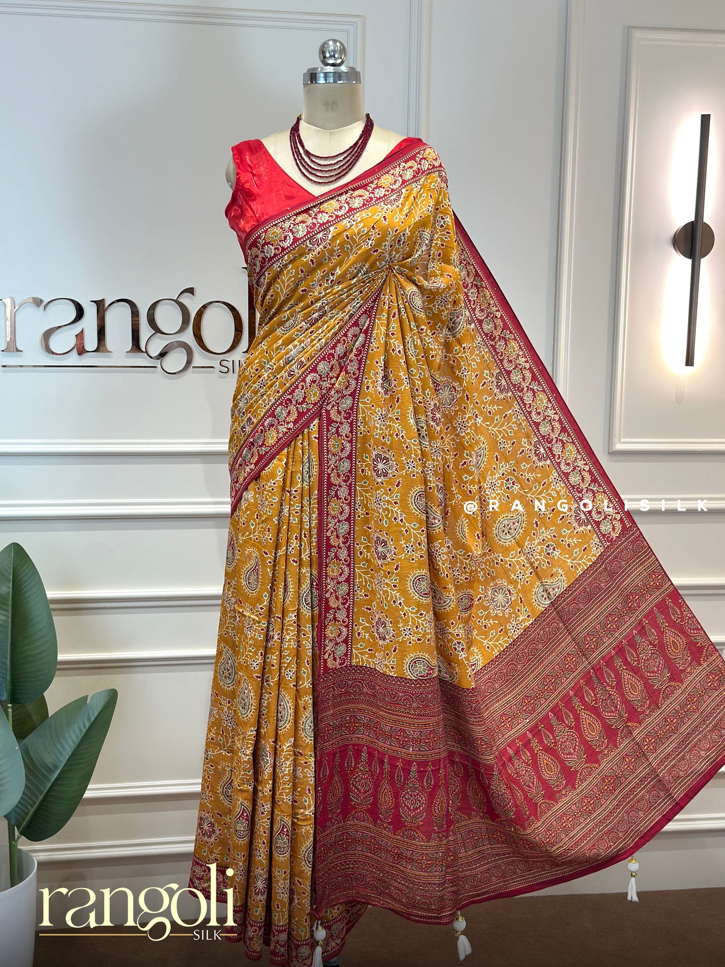 Cotton Saree with Traditional Border & Tassel Pallu - Post 974