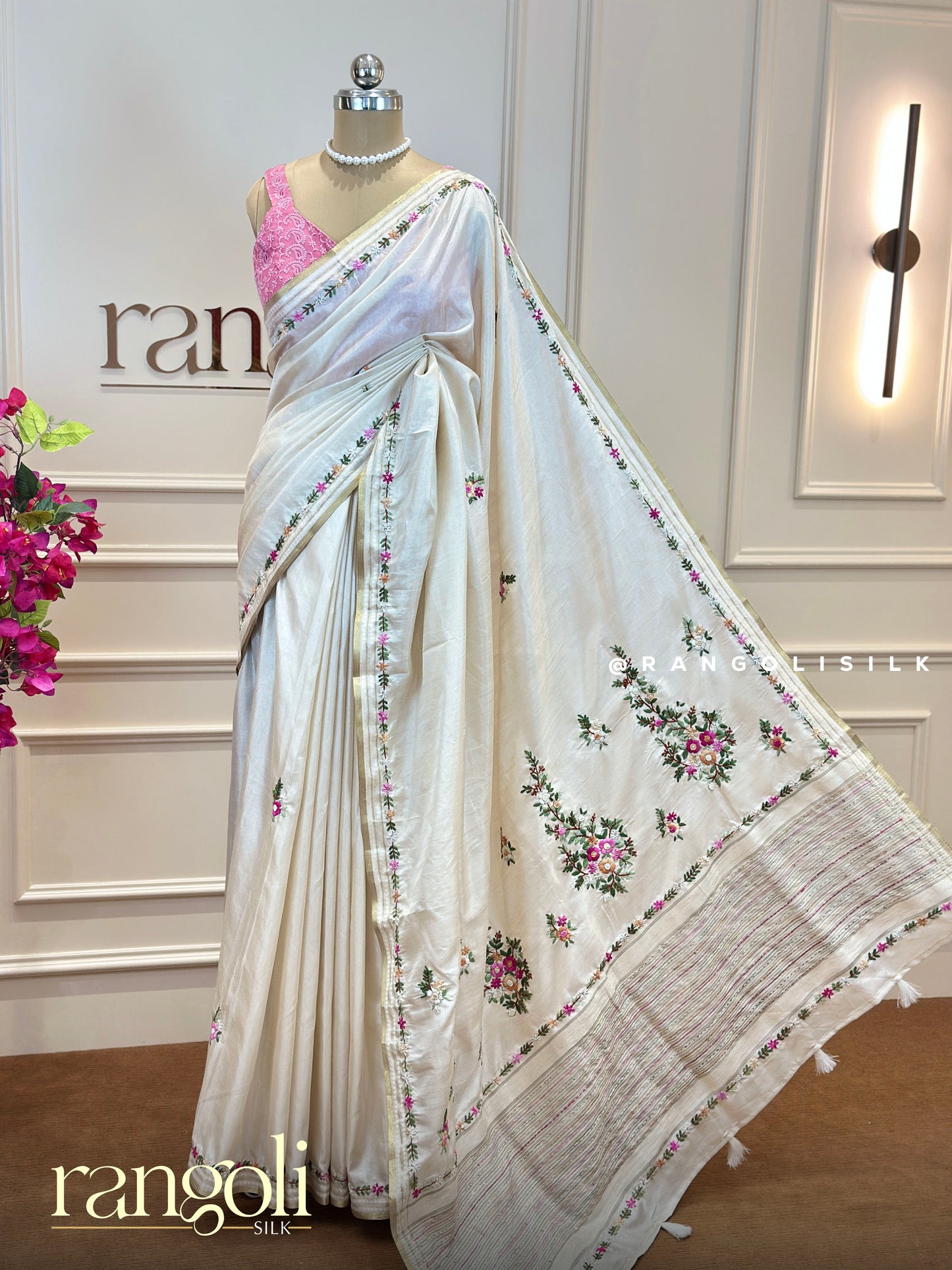 Elegant Off-White Cotton Saree with Floral Embroidery & Woven Pallu - Post 662