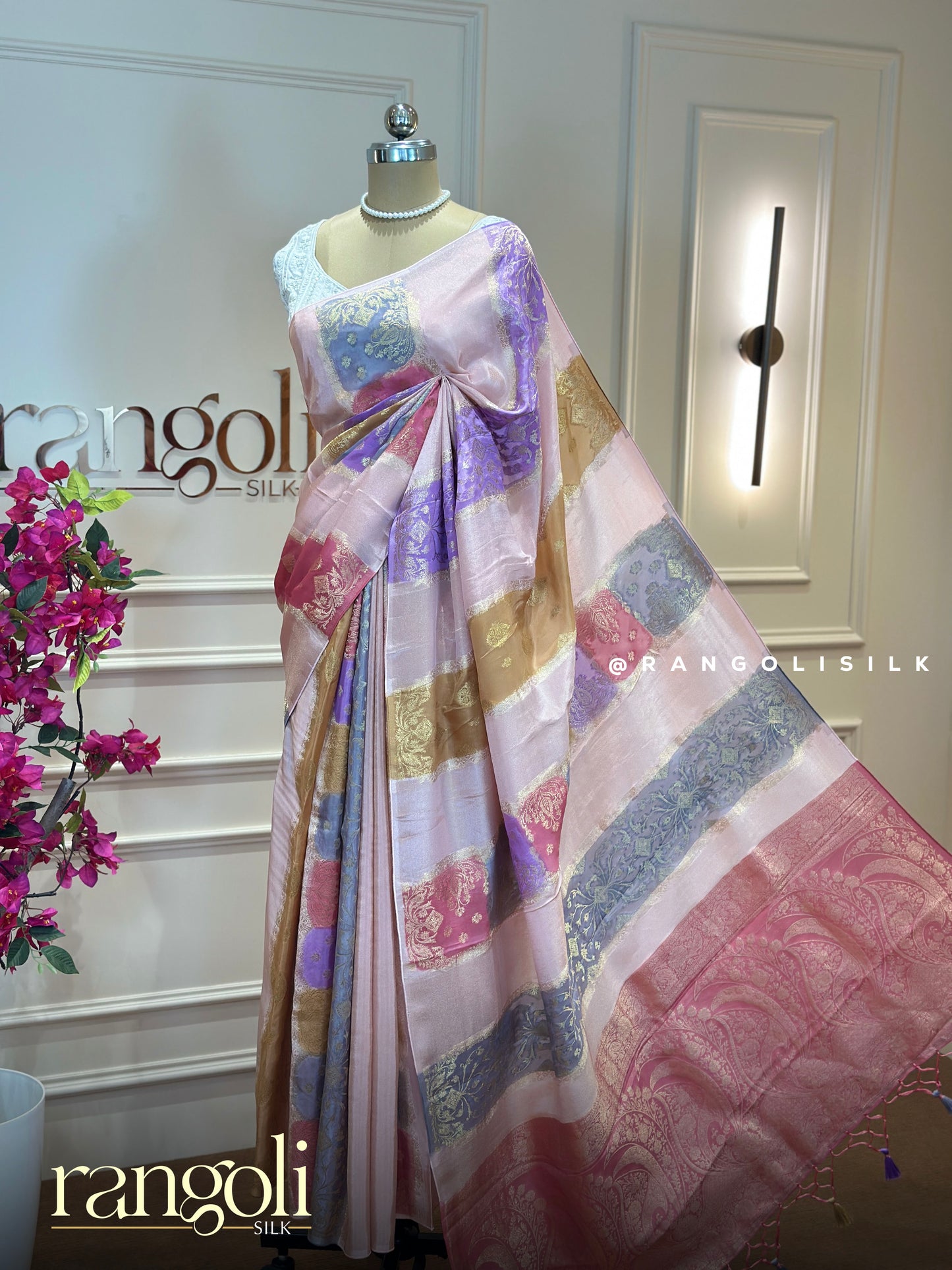 Elegant Dupion Silk Saree with Contrast Rich Pallu Design - Post 867