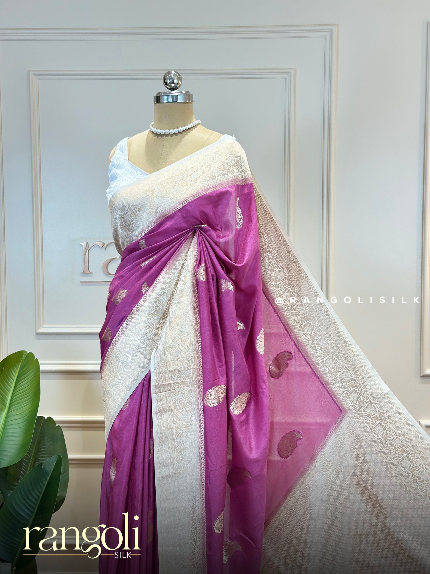 Banaras Chiffon Saree with Zari Buttas & Banarasi Pallu - Post 871