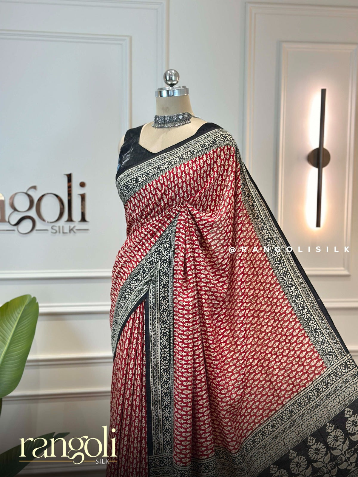 Soft Cotton Jaipuri Print Saree with Designer Border & Tassels - Post 942