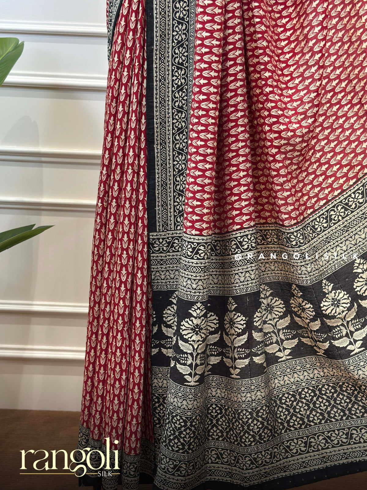 Soft Cotton Jaipuri Print Saree with Designer Border & Tassels - Post 942