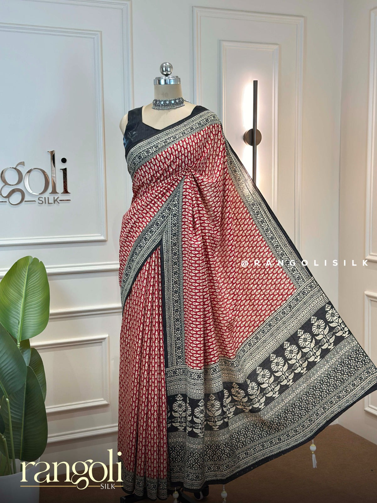 Soft Cotton Jaipuri Print Saree with Designer Border & Tassels - Post 942